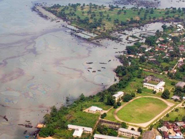 Pollution Pétrolière : Situation Préoccupante Au Nigéria | Le Blob, L ...