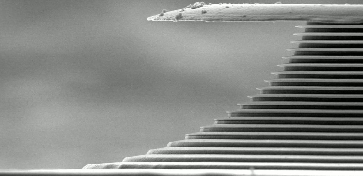 Miroir de Bragg Le blob, l'extramédia