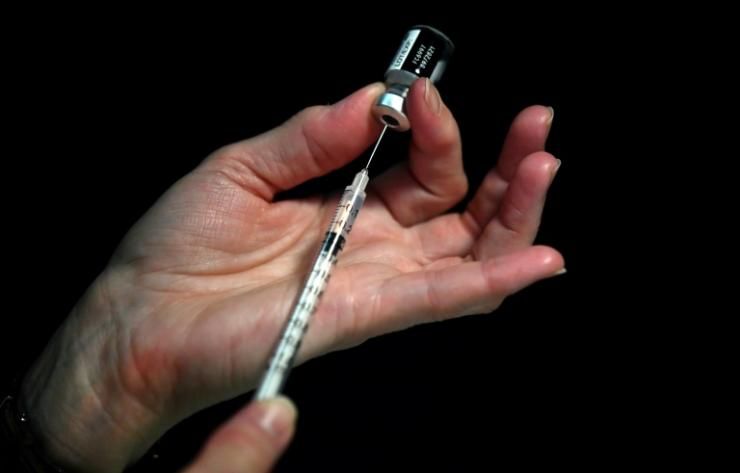 Vacciner les ados contre le Covid-19 présente surtout un avantage collectif : limiter au maximum la circulation du virus © AFP/Archives Fred Tanneau