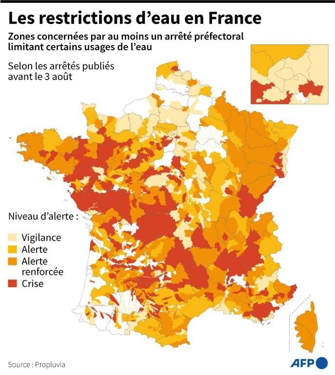 Carte de France métropolitaine localisant les restrictions d'eau et les zones concernées par des arrêtés préfectoraux, au 4 août © AFP Alice Palussiere