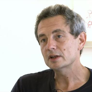 Voir la vidéo de Bruno Falissard : DSM-5, la "bible" des psychiatres ?