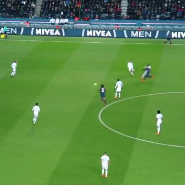Voir la vidéo de Coup de pompe dans le football