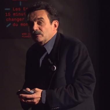 Voir la vidéo de L'écosystème de la démocratie / Edwy Plénel