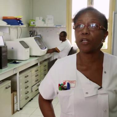 Voir la vidéo de Faire dépister son bébé pendant la grossesse