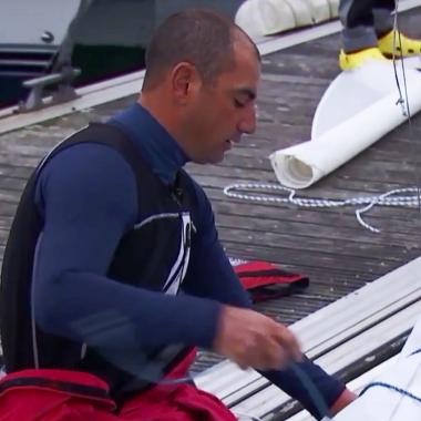 Voir la vidéo de Damien Seguin champion de voile paralympique