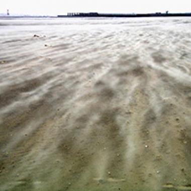 Sous le sable, l'érosion