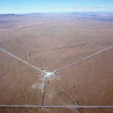 A-t-on enfin mis en évidence l’existence des ondes gravitationnelles ?