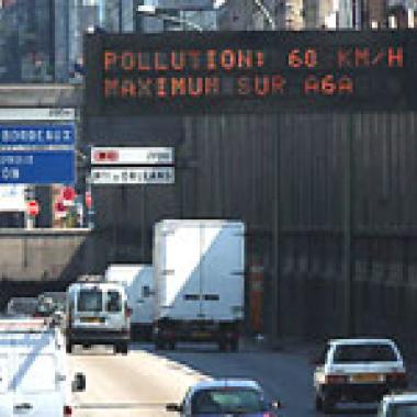 Après l'été 2003, quelles solutions à l'asphyxie des villes ?