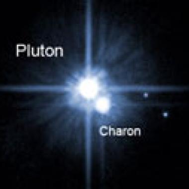Pluton détrônée : plus que huit planètes autour du Soleil !