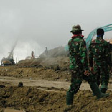 Lusi : le volcan de boue qui dévaste Java