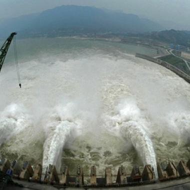 Barrage des Trois-Gorges : menaces sur le fleuve Bleu