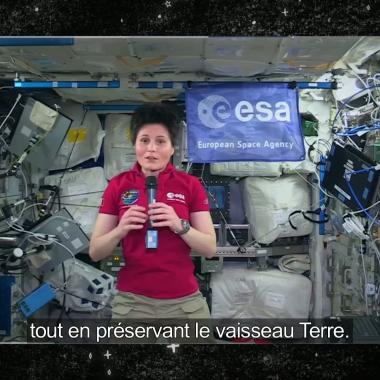 Voir la vidéo de Samantha Cristoforetti, astronaute à bord de l’ISS