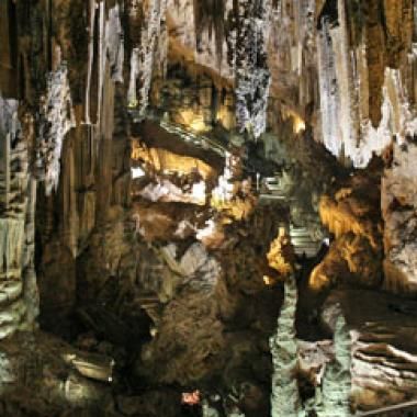 Néandertal a-t-il décoré la grotte espagnole de Nerja ?