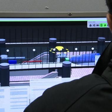 Détecteur automatique de bombes humaines