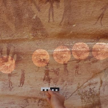 Les petites mains du Sahara ne seraient pas humaines