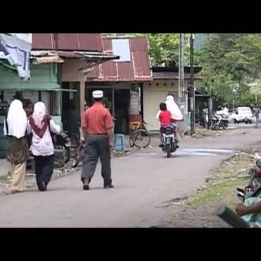 Voir la vidéo de Retour à Banda Aceh