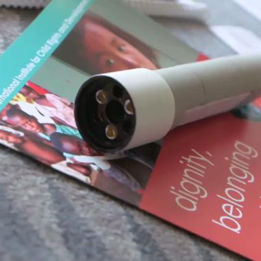 Voir la vidéo de Une lampe presque magique