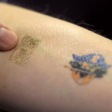 Voir la vidéo de Le tatouage électronique