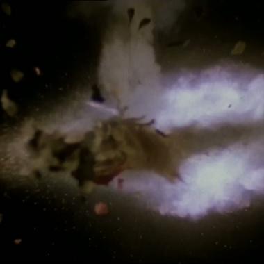 Voir la vidéo de Explosion d'un pétard