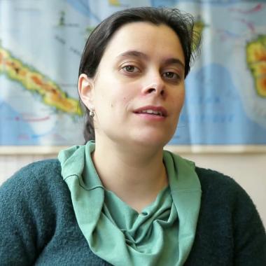 _en_see_video_of Anne-Maïmiti Mercadal, enseignante-chercheure en agroécologie
