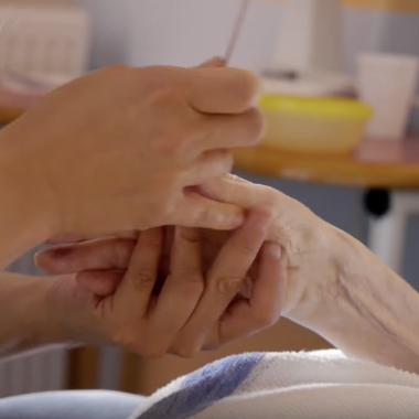 Voir la vidéo de Esthétique à l'hôpital
