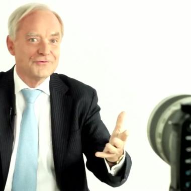 Voir la vidéo de André Brahic, astrophysicien