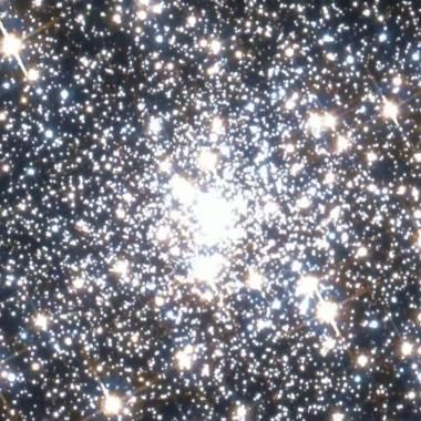 Des étoiles hors de notre galaxie : l'amas globulaire M5