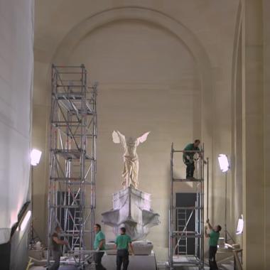 Voir la vidéo de Retour de la Victoire de Samothrace restaurée
