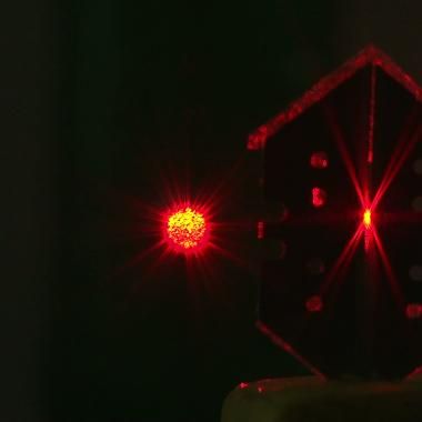 Voir la vidéo de Vérifier que la lumière est une onde