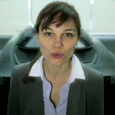 Voir la vidéo de Sophie Favardin, styliste numérique