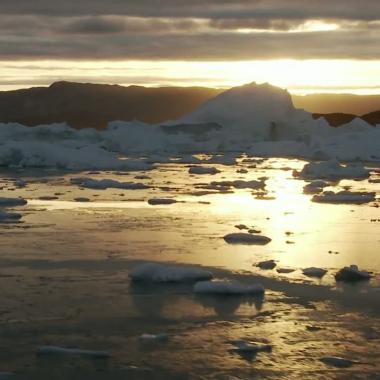 Voir la vidéo de Groenland, le voyage sous la glace