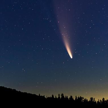 Voir la vidéo de Comète Neowise : c’est maintenant... ou dans plus de 6000 ans !