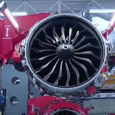 Voir la vidéo de Le moteur LEAP, une propulsion d’avion moins polluante