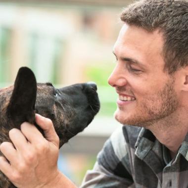 Voir la vidéo de Regard humain, regard canin