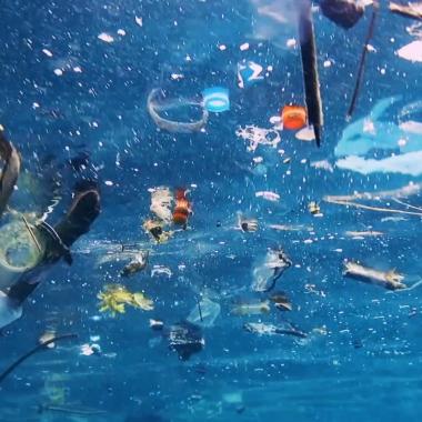 Non, les déchets plastiques ne disparaissent pas dans les océans