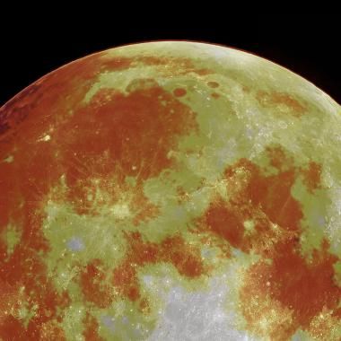 Voir la vidéo de L’histoire cachée de la Lune