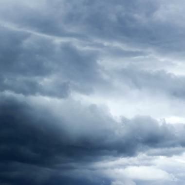 Voir la vidéo de Pluie sous influence, la science derrière l’ensemencement des nuages