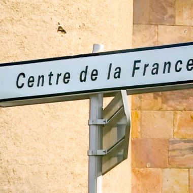 Voir la vidéo de Le maire, le centre et l’ingénieur (1996)