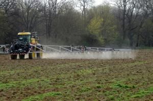Pesticides : le gouvernement tente pour la troisième fois de désintoxiquer l’agriculture 