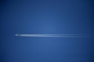 L’avion dans un voyage au long cours pour réduire son bilan carbone