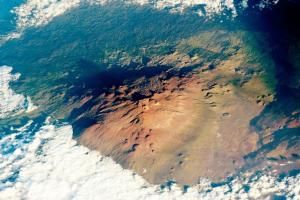 À Hawaï, un projet de télescope géant fait gronder le volcan sacré Maunakea 