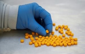 États-Unis : les grands laboratoires en procès pour la crise des opiacés 