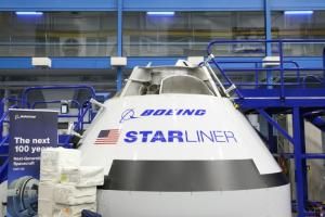 Test en demi-teinte pour l’éjection de la capsule spatiale de Boeing 