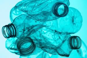 Recyclage du plastique : une technologie française en « une » d’une prestigieuse revue scientifique
