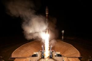 Internet spatial : lancement de 34 nouveaux satellites britanniques 