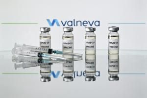 Vaccin anti-Covid : Londres rompt son contrat avec le français Valneva