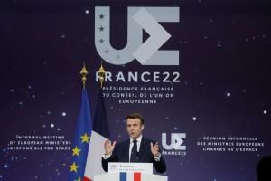 Macron plaide pour une Europe souveraine dans l&#039;espace