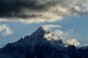 Crevasses et éboulements : le Mont Blanc de plus en plus difficile d’accès 