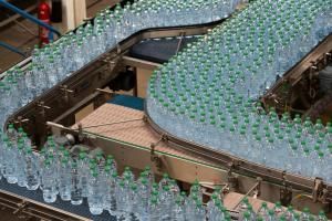 Les bouteilles plastique bientôt consignées ? Le gouvernement relance le débat