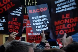 TotalEnergies au tribunal face aux ONG et aux collectivités qui l’accusent d’« inaction climatique » 